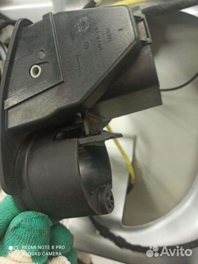 Гольф 4 Дефлектор левый 1J1819981B