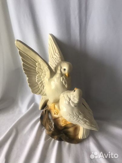 Фигурка статуэтка копилка «Голуби»