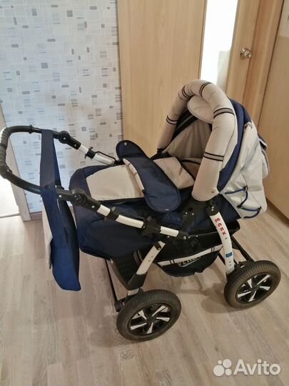 Коляска-трансформер 