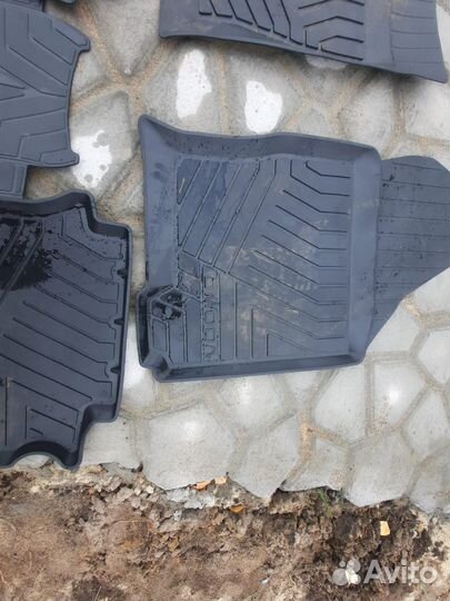 Коврики на омоду s5