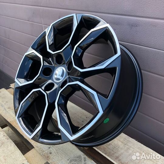 Replica SK 5278 18X8.0 5/112 ET40 D57.1 BMF