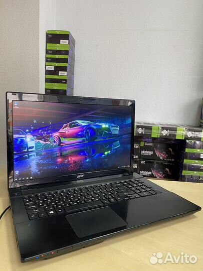 Мощный игровой большой ноутбук Full HD