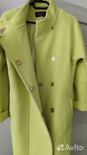 Пальто женское демисезонное 44 размер