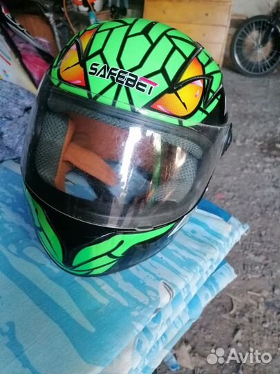 Подростковый мотошлем