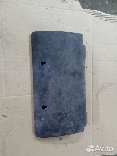 Крышка акб 701 972 567 transporter t4