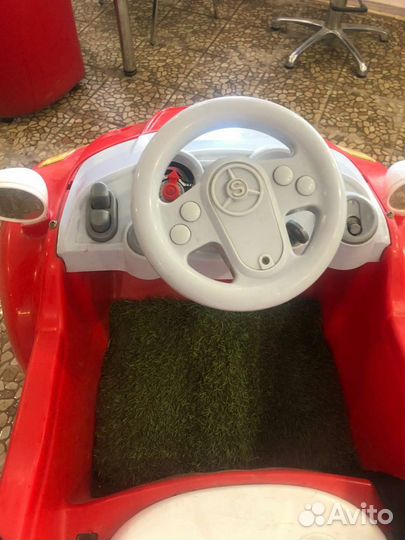 Детское кресло для стрижки детей