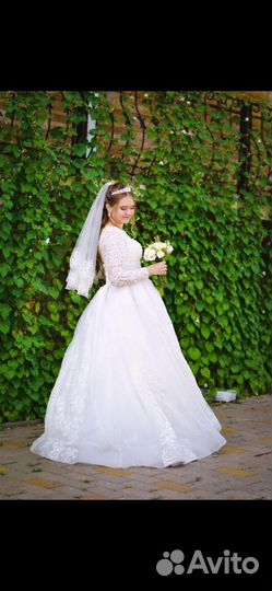 Свадебное платье 44 46 новое
