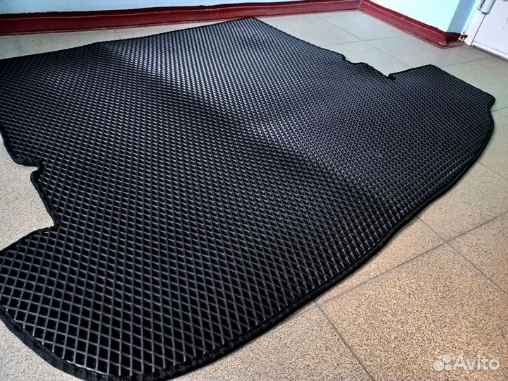Коврик в багажник на toyota-wish 08-17 г.в