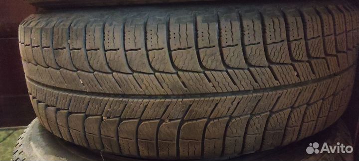 Michelin X-Ice 195/60 R16 89H