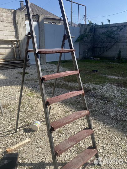 Лестница стремянка