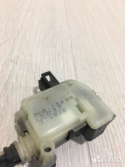 Замок лючка бензобака Mercedes Benz E350 W211