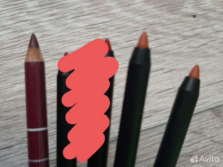 Карандаш для губ