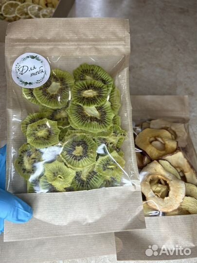 Сушеные фрукты. Фруктовые чипсы. Фруктовые фрипсы