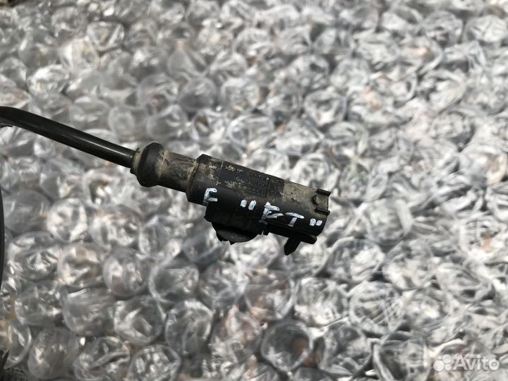 Датчик ABS передний Chevrolet Tahoe III 06-14