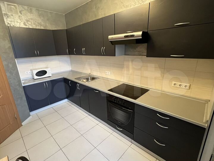 2-к. квартира, 78 м², 4/16 эт.