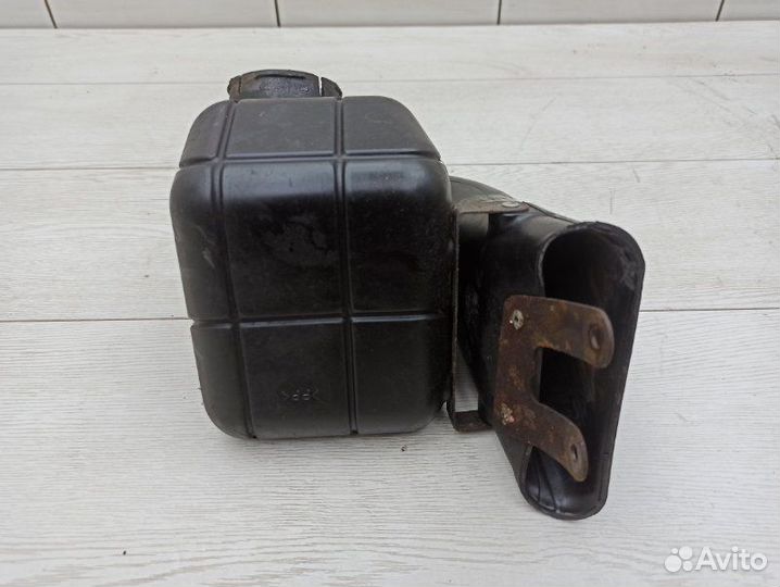 Патрубок воздушный Mitsubishi Montero Sport K96W