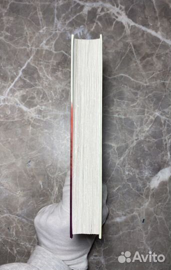 Книга (твердая обложка)