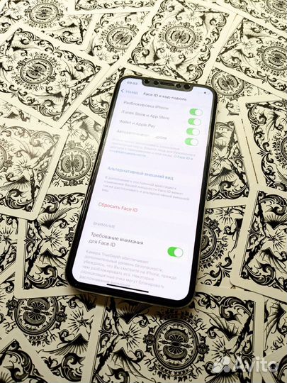 iPhone X, 64 ГБ