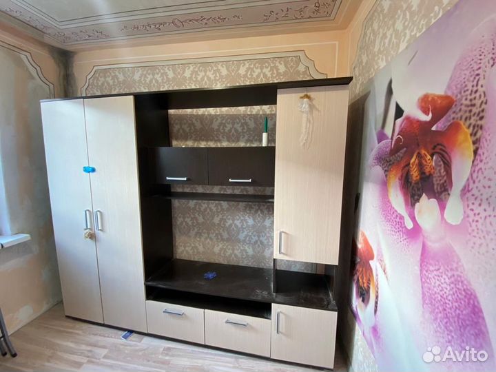 Шкаф стенка