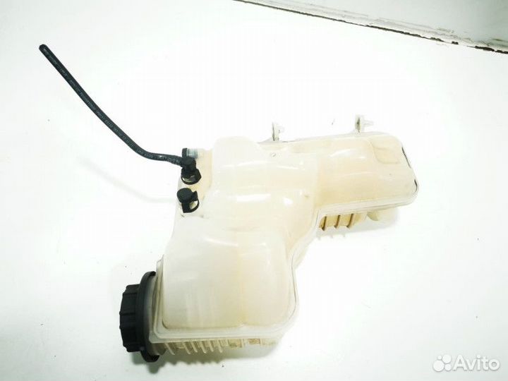 Бачок расширительный Land Rover Discovery 5 2018