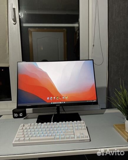 Безрамочный монитор 24 дюйма acer