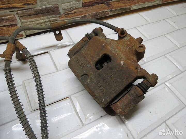 Суппорт передний Hyundai i40 Хендай