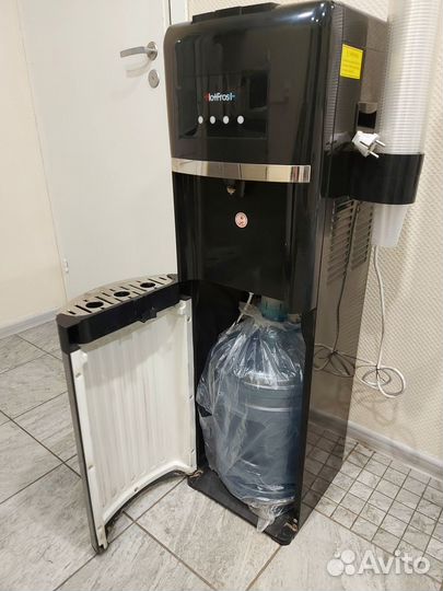 Кулер для воды HotFrost 35AN