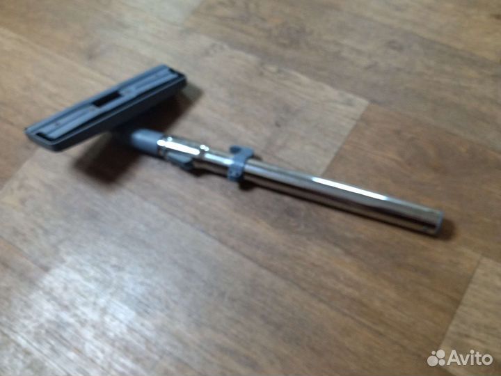 Труба для пылесососа со щёткой