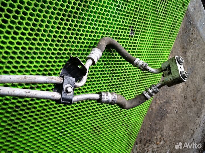 Трубка радиатора АКПП на BMW X5 F15 F85 2013-2018