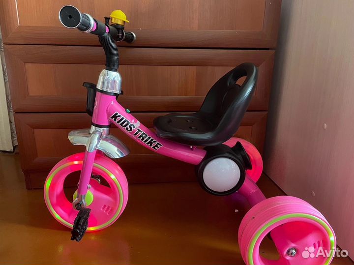 Трехколесный велосипед для детей