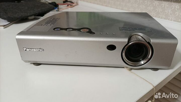Проектор Panasonic PT-LC56E (Япония)