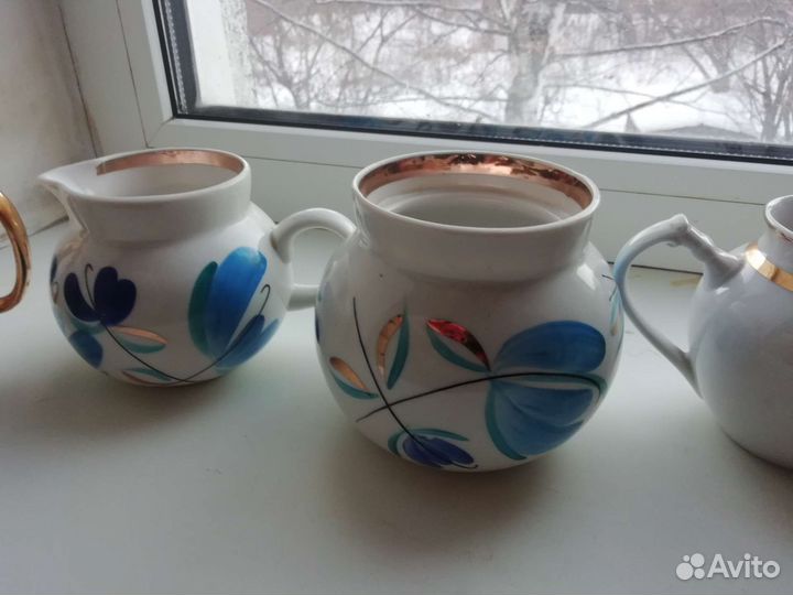 Посуда: вазы, салатник, горшочек, заварник