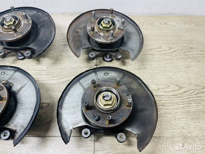 Ступица задняя правая Mazda 6 gg