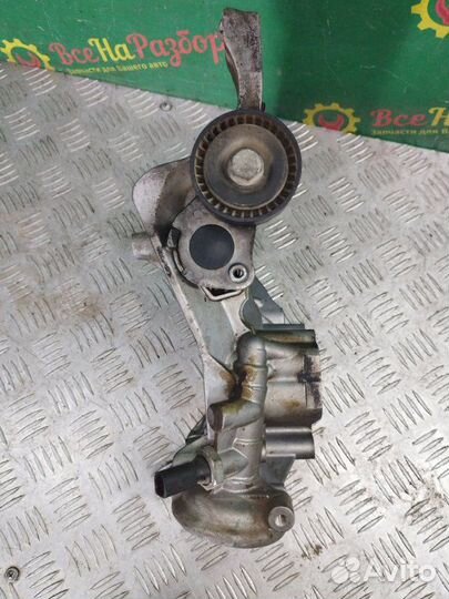 Кронштейн генератора Volkswagen Tiguan внедорожник