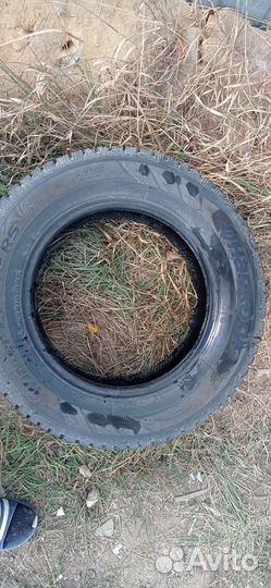 Hankook Winter I'Pike 215/65 R16