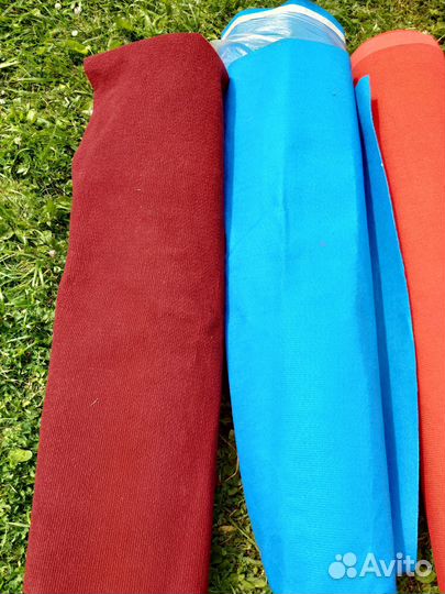 Выставочный ковролин бу куски