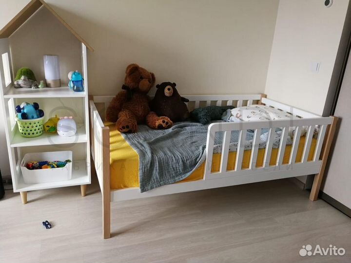 Детская кровать Наоми с бортом из бука