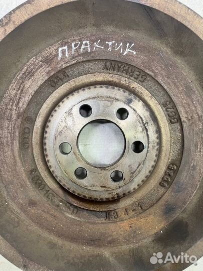 Маховик Fabia 2 Polo Octavia a5 r030105271d