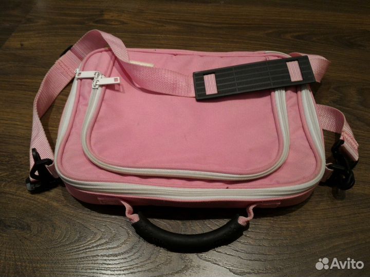 Сумка для нетбука или планшета Trust, розовая