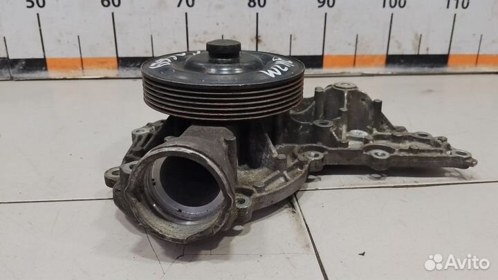 Помпа (насос водяной) Mercedes W211 E