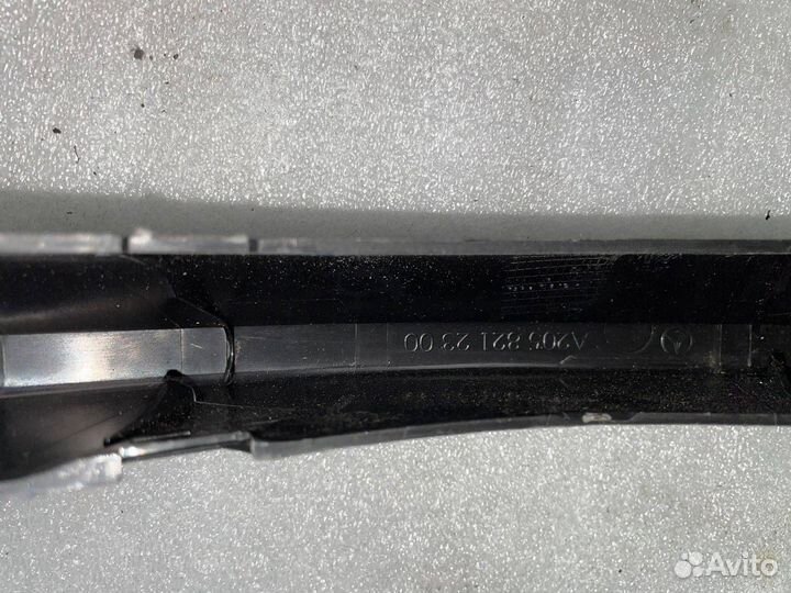 Петля крышки багажника Mercedes-Benz C-Класс