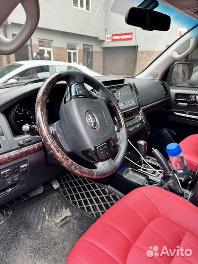 Руль на land cruiser 200 в отличном состоянии