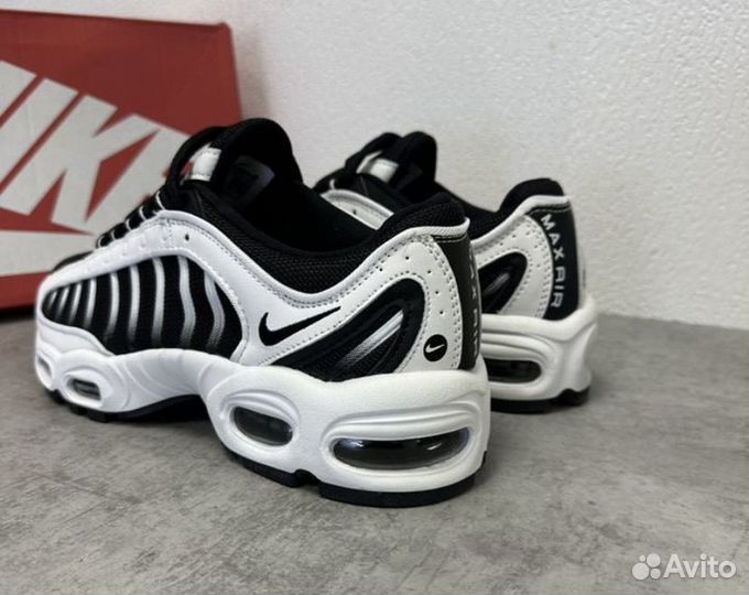 Nike air max tailwind 4