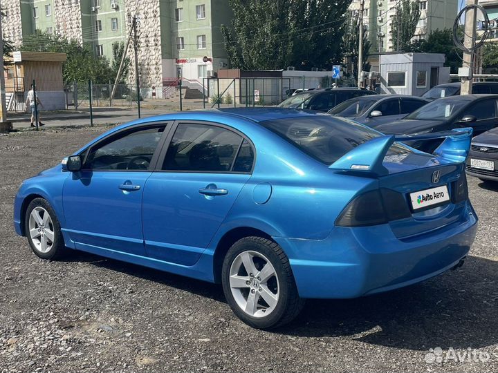 Honda Civic 1.8 AT, 2006, 321 643 км