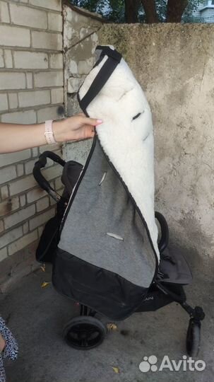 Коляска прогулочная Valco Baby Snap 4 всесезонная