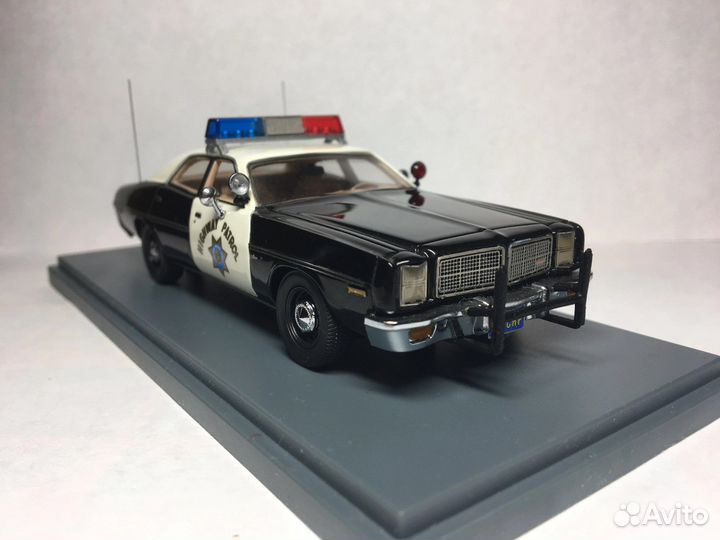 NEO Dodge Monaco Police CHP 1977 1/43