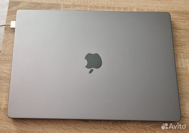 Apple macbook pro 16 m1 16/512