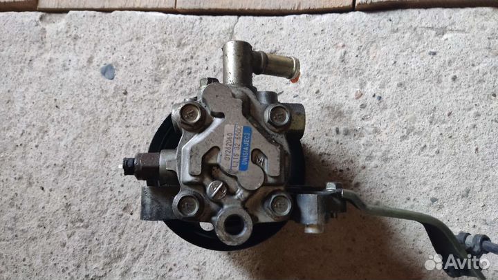 Насос гидроусилителя Mazda MPV