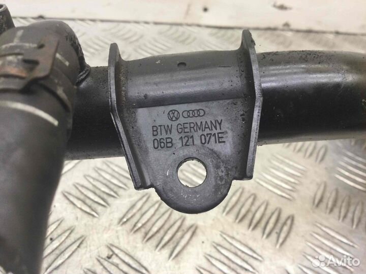 Трубка охлаждающей жидкости металлическая Volkswag