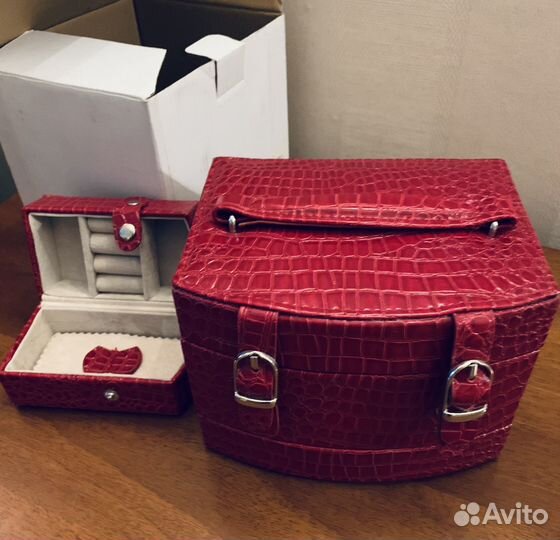 Шкатулка для украшений